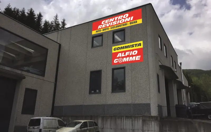 Foto dell'officina Alfio Gomme
