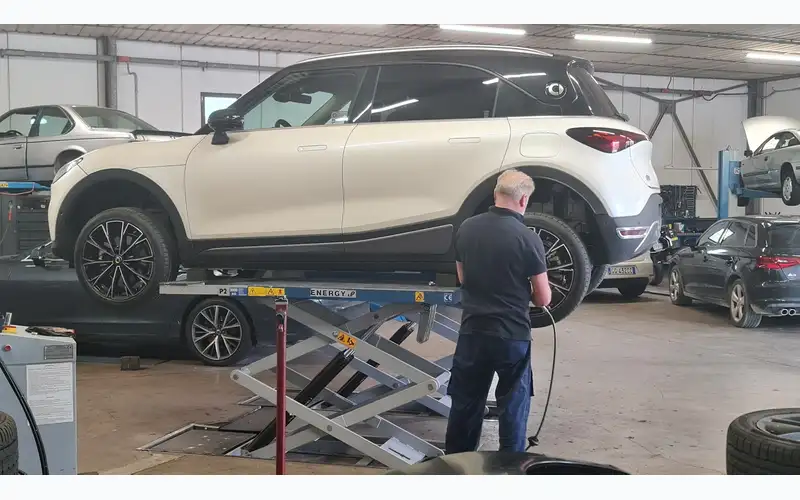 Foto dell'officina All Cars