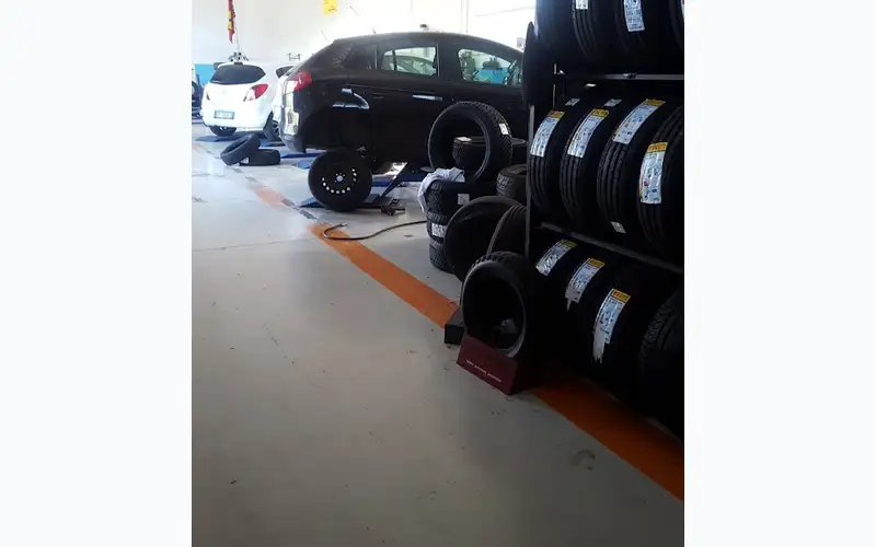 Foto dell'officina Altino Gomme - Mastro Michelin