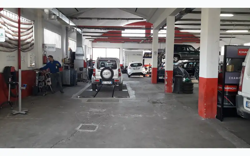 Foto dell'officina A.M. Speed Gomme
