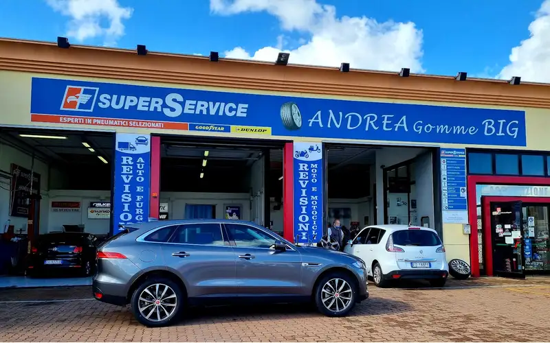 Foto dell'officina Andrea Gomme di Andrea Fanteria - Centro SuperService