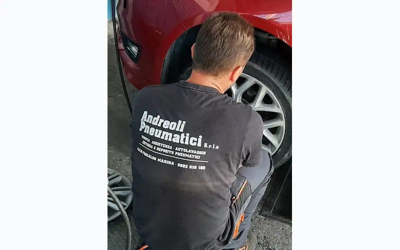 Foto dell'officina Andreoli Pneumatici S.r.l.s