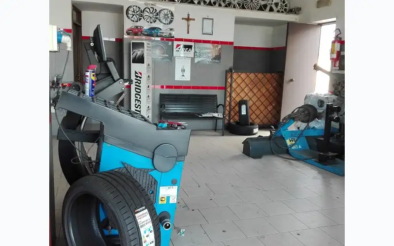 Foto dell'officina Andreozzi Pneumatici