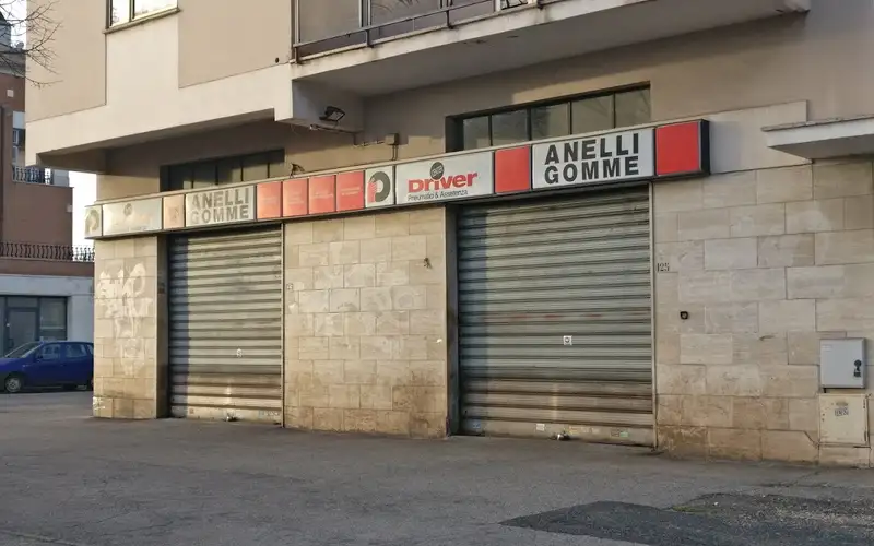 Foto dell'officina Anelli Gomme di Amedeo & C. S.n.c.