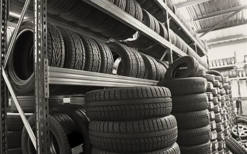 Foto dell'officina Anselmo Gomme
