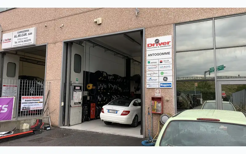Foto dell'officina Antogomme Di Antolini Gabriele E Vittorio