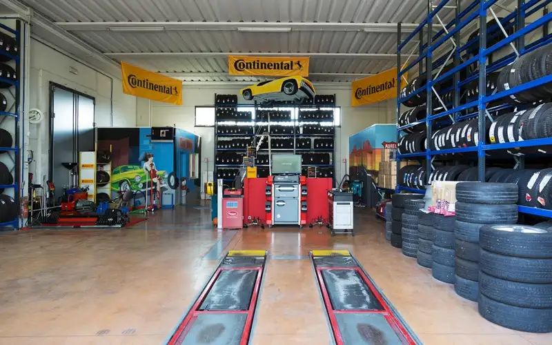 Foto dell'officina Aurelia Gomme