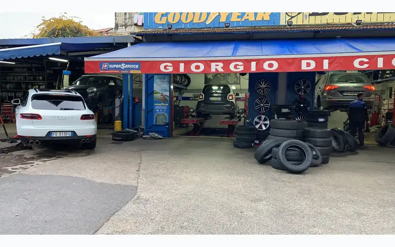 Foto dell'officina Auto Center Giorgio Di Cicco