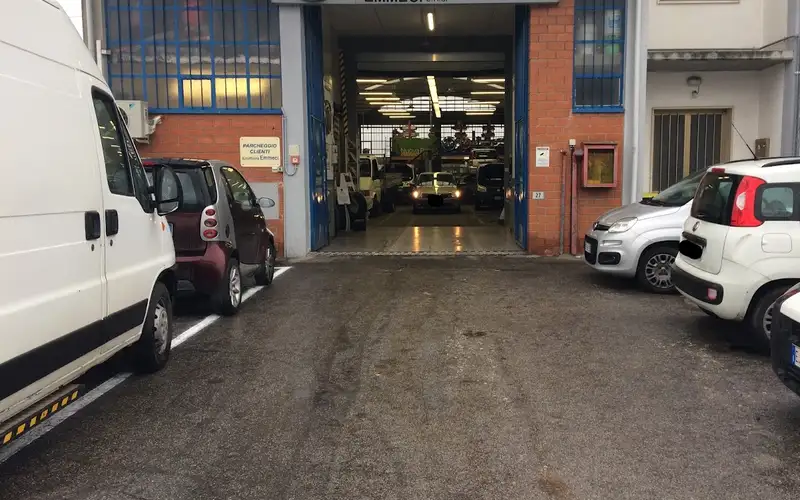 Foto dell'officina Autofficina Emmeci