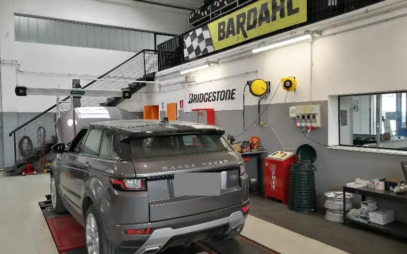 Foto dell'officina Autofficina Tavella S.n.c.