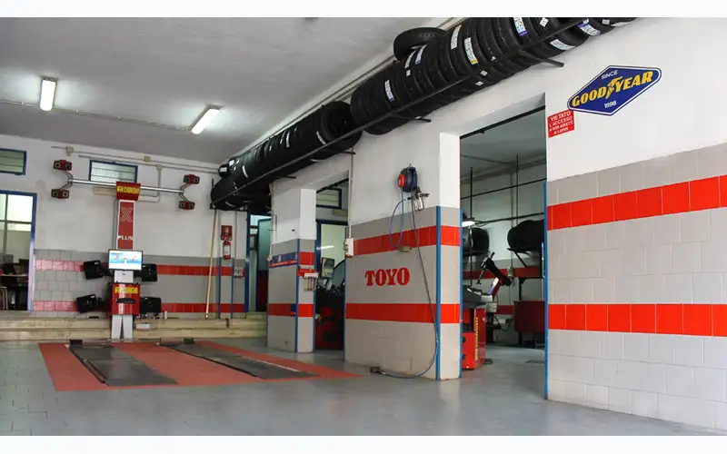 Foto dell'officina Autogomme Dei F.lli Antonio Ed Alessandro Centonze