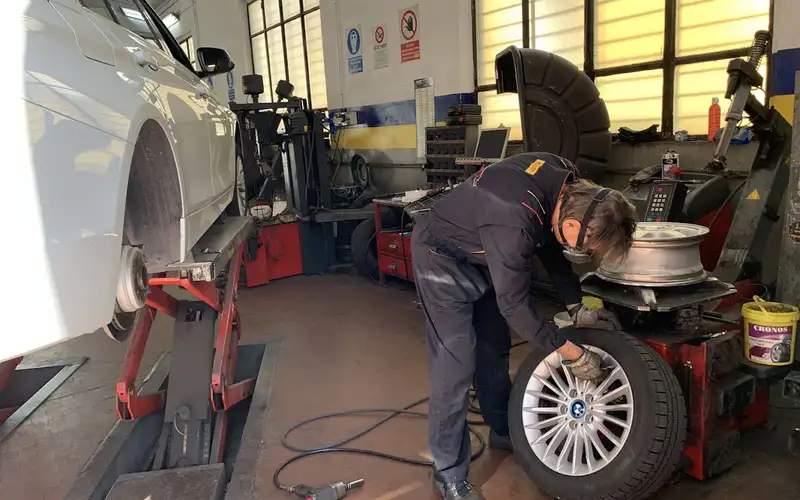 Foto dell'officina Balestrieri & Boni S.a.s.
