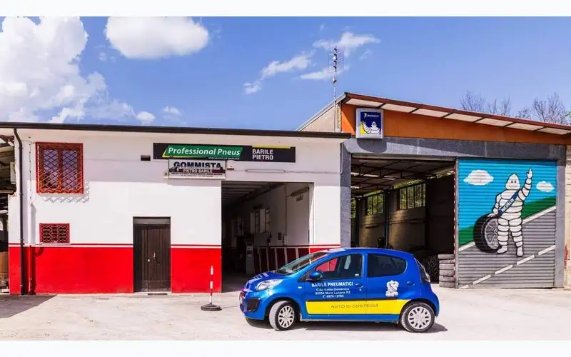 Foto dell'officina Barile Pietro