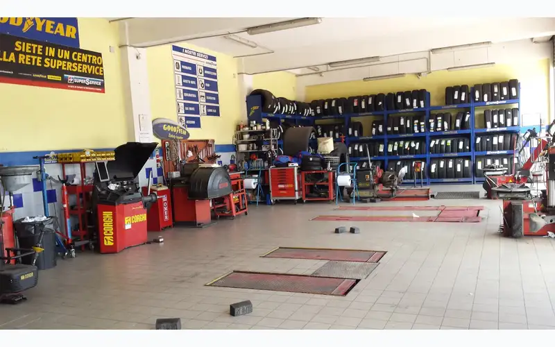Foto dell'officina Bruno Muzzi Gomme
