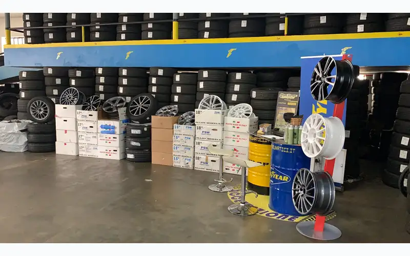 Foto dell'officina Bruno Pneumatici