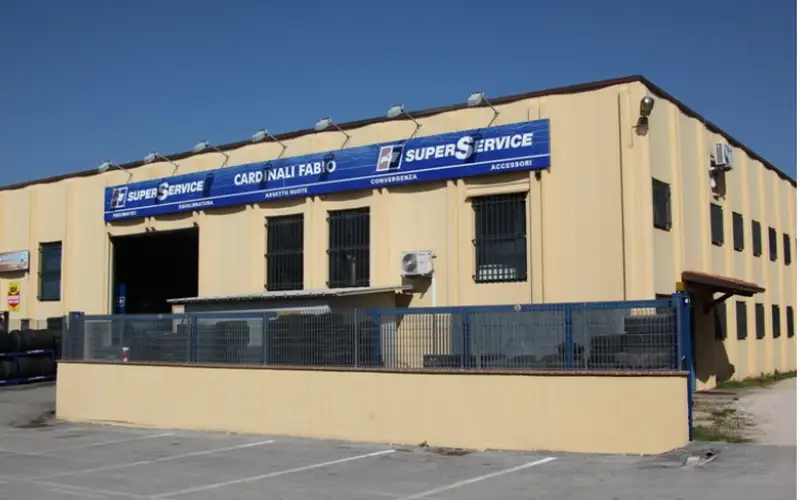 Foto dell'officina Cardinali Fabio S.p.A.