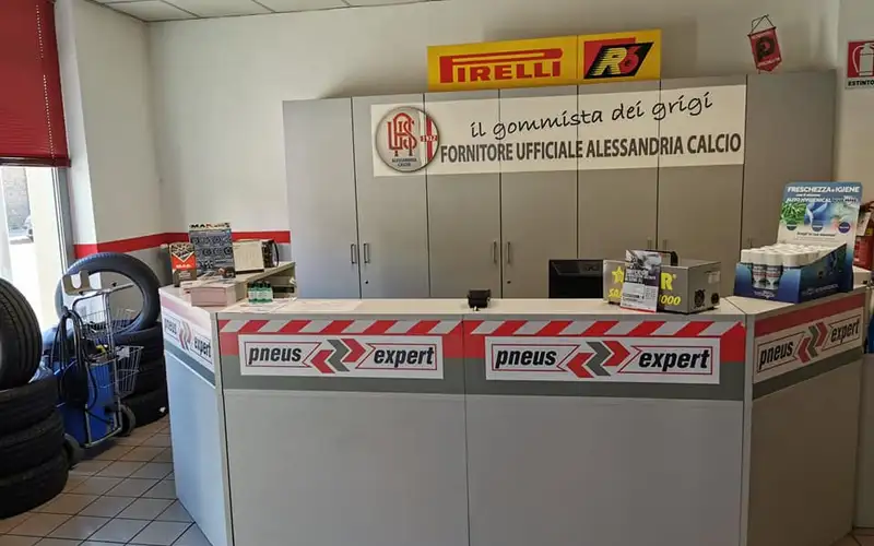 Foto dell'officina Cargom Pneus 7