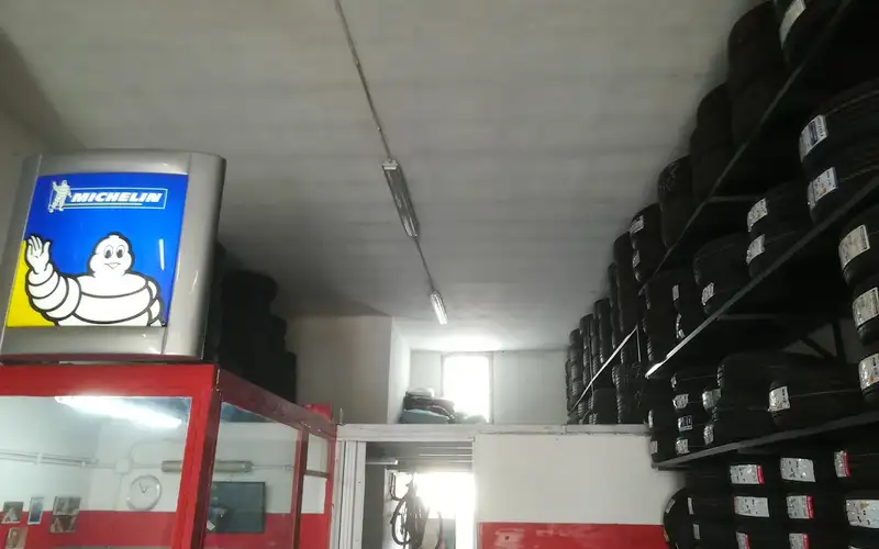 Foto dell'officina Cargomme S.a.s.
