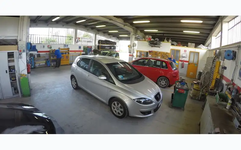 Foto dell'officina Carrozzeria Puntocar