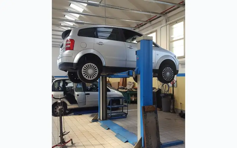 Foto dell'officina Carrozzeria Villanova