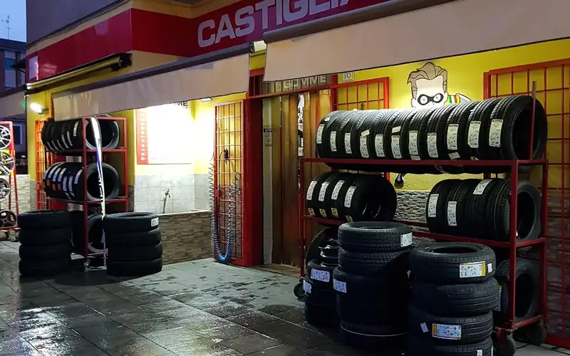 Foto dell'officina Castigliani Gomme