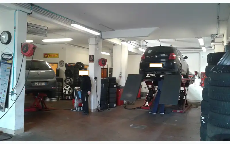 Foto dell'officina Center Tires Empolitana Giuseppe Di Priamo S.n.c.