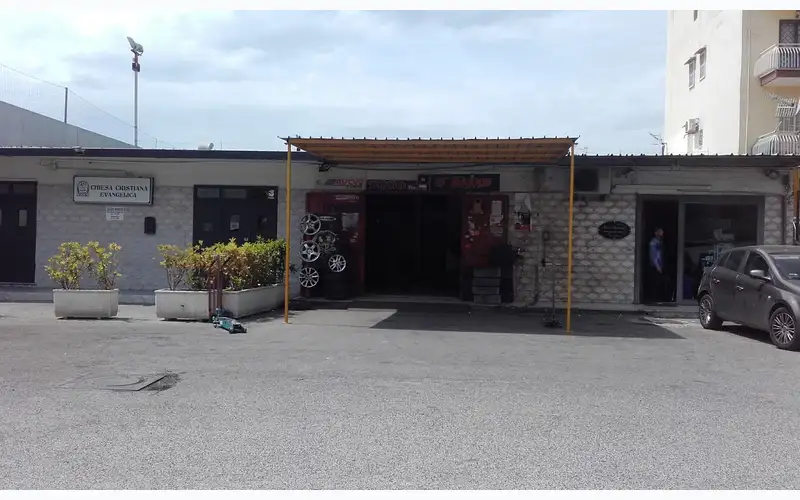 Foto dell'officina Centro Assistenza Gomme Di Salvatore Mangiapia