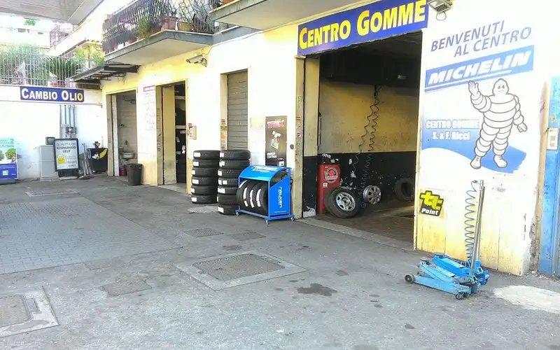 Foto dell'officina Centro Gomme S. & F. Ricci
