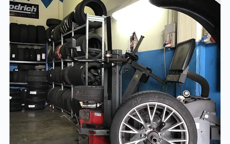 Foto dell'officina Centro Gomme San Romano Da Gastone