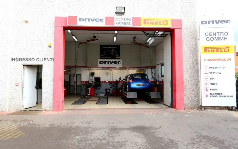 Foto dell'officina Centro Gomme S.n.c. - Cagliari