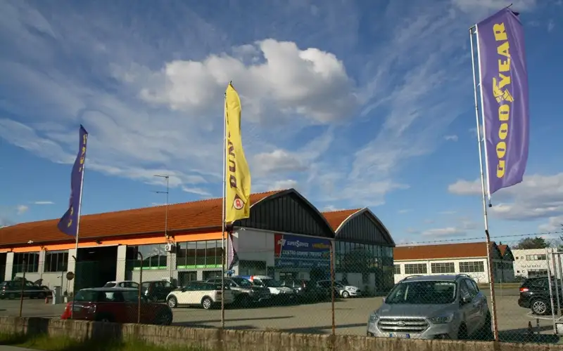 Foto dell'officina Centro Gomme S.r.l. - Treviso