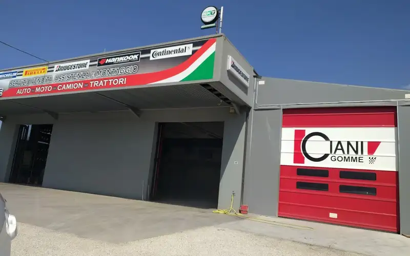 Foto dell'officina Ciani Gomme