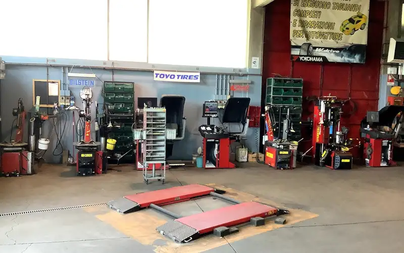 Foto dell'officina Codecasa Gomme S.a.s.