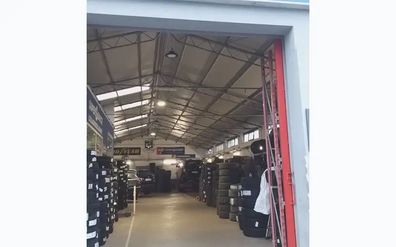Foto dell'officina Colagrossi Gomme