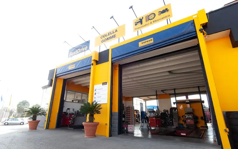 Foto dell'officina Colella Gomme S.r.l.