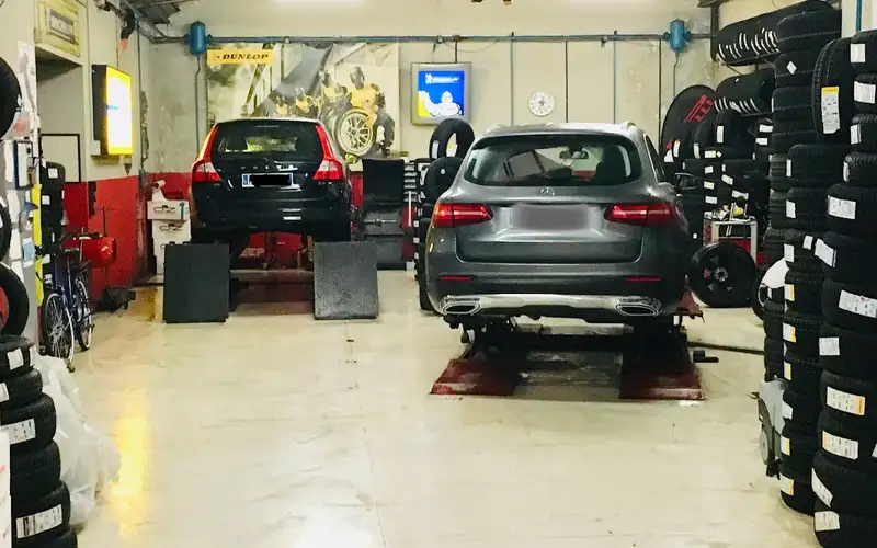 Foto dell'officina Colletti & Serio Pneumatici