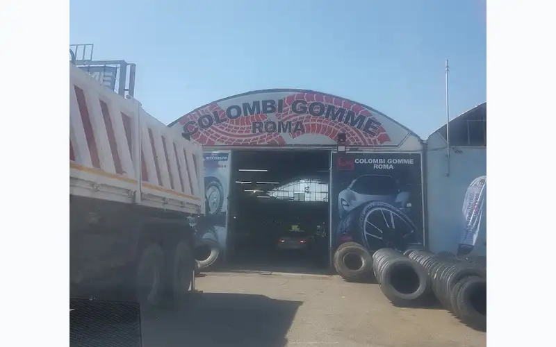 Foto dell'officina Colombi Gomme