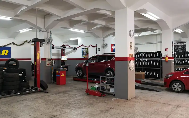 Foto dell'officina Comandatore Pneumatici