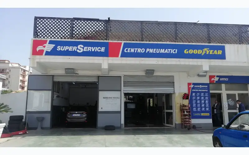Foto dell'officina Costa Car Service S.r.l.