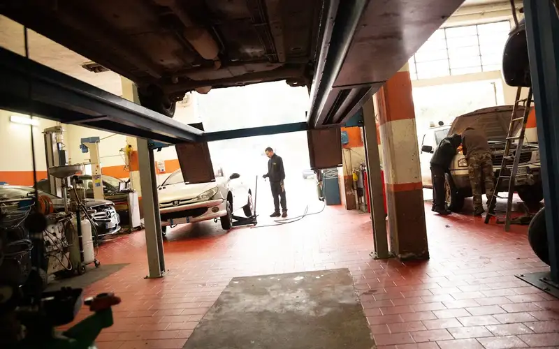 Foto dell'officina Cugusi Auto