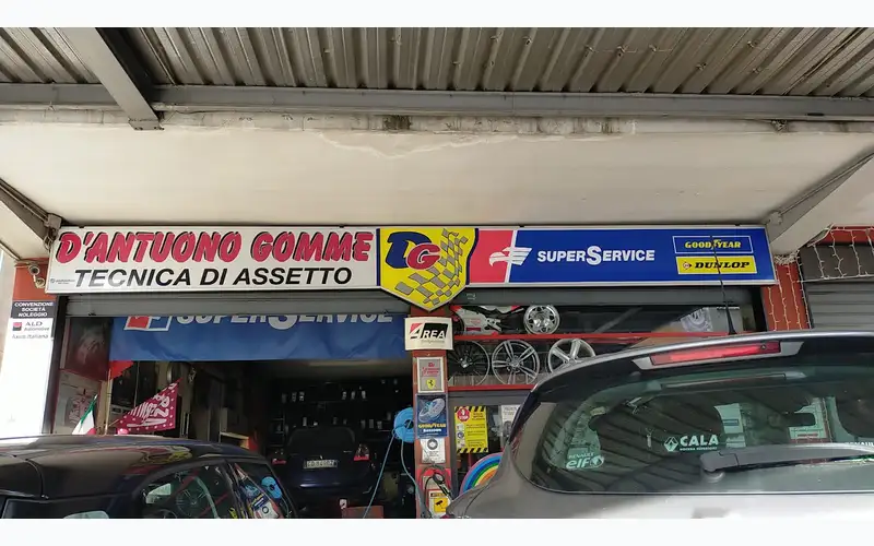 Foto dell'officina D'Antuono Gomme S.a.s.