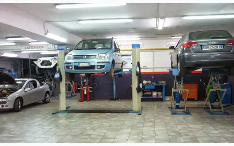 Foto dell'officina Di Pietro S.r.l. - Messina