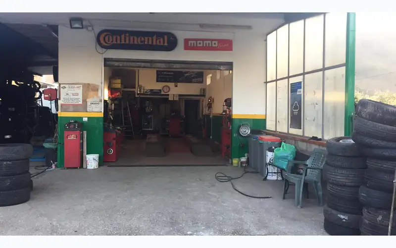 Foto dell'officina D'Onofrio Nino