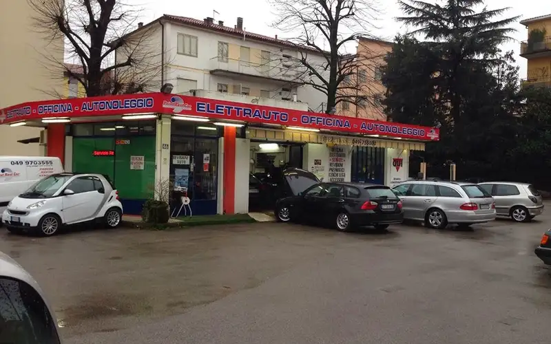 Foto dell'officina Effezeta S.n.c.