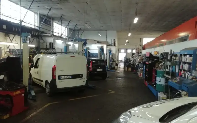 Foto dell'officina Euromaster Bonsi Romolo