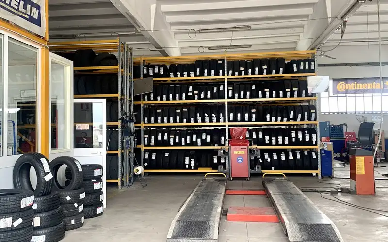 Foto dell'officina Euromaster CB Pneumatici - Pontecurone