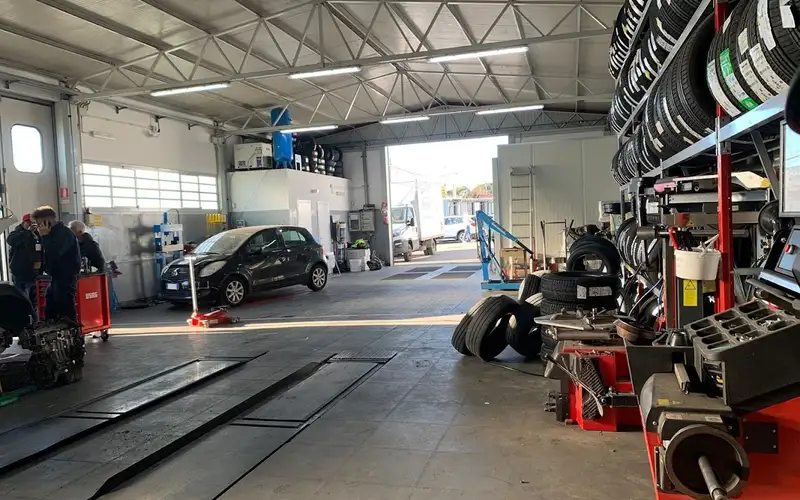 Foto dell'officina Euromaster De Vincentis Mario