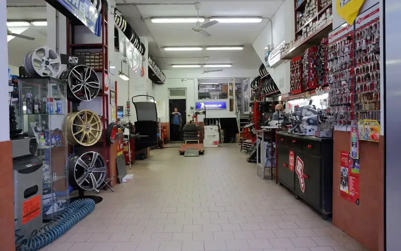 Foto dell'officina Euromaster Fullgom - Vittoria