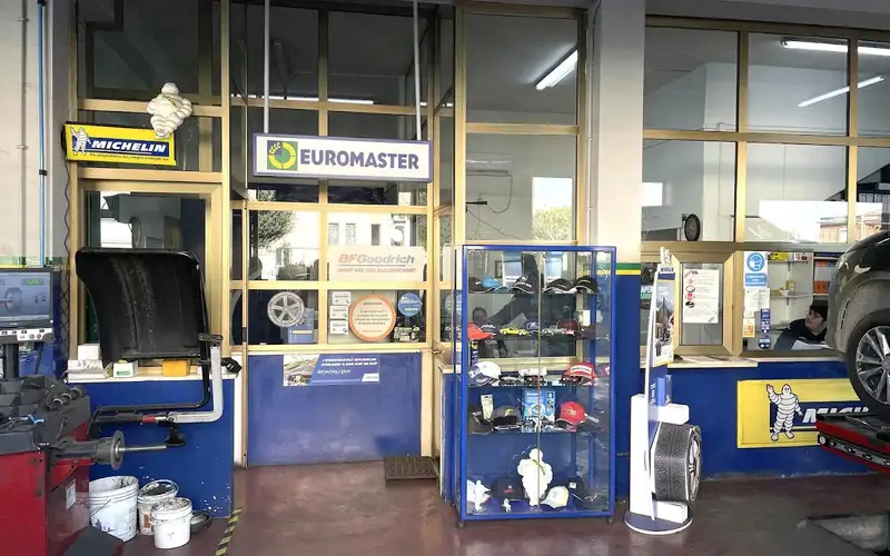 Foto dell'officina Euromaster Lentisco Gomme - Roma
