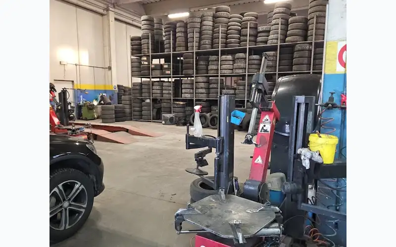 Foto dell'officina Euromaster Medici Gomme - Perugia